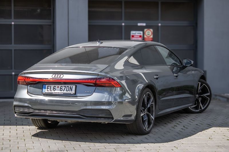 Audi A7 S-Line 50TFSIe 220kW - fotka 4 z 35