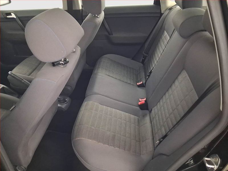 Volkswagen Polo (2007) 1.2 12V, oblíbený vůz - fotka 10 z 14