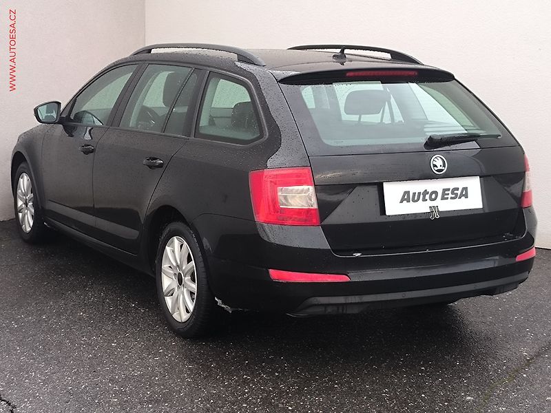 Škoda Octavia (2015) 2.0 TDi, Ambition, DSG, navi - fotka 6 z 21