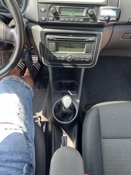 Škoda Roomster 1.9TDI 77KW,SCOUT,DIGI,PANORAM - fotka 38 z 41