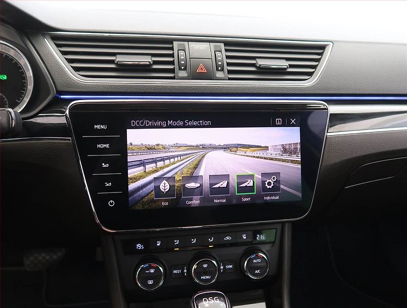 Škoda Superb (2016) Laurin&Klement 2.0 TSI - fotka 18 z 31