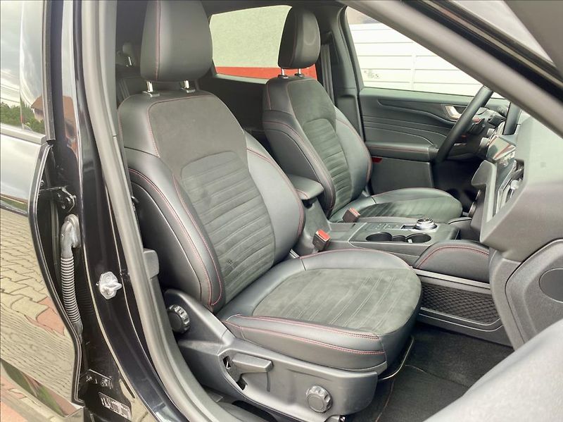 Ford Kuga 2,0 EcoBlue  ST-LINE AWD záruk - fotka 20 z 52