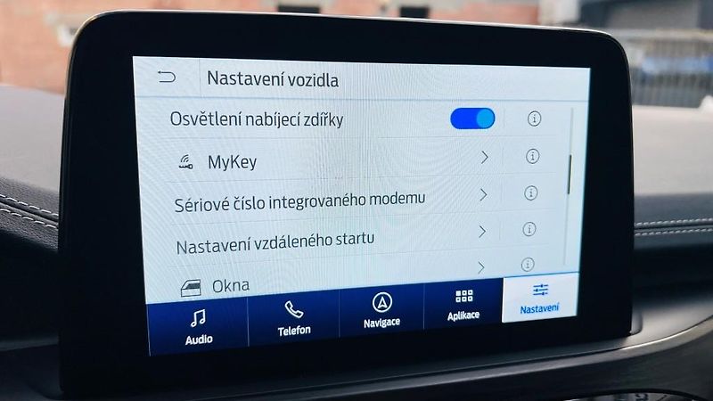 Ford Kuga (2022) 2.5i PHEV 165 kW Vignale AT - fotka 31 z 42