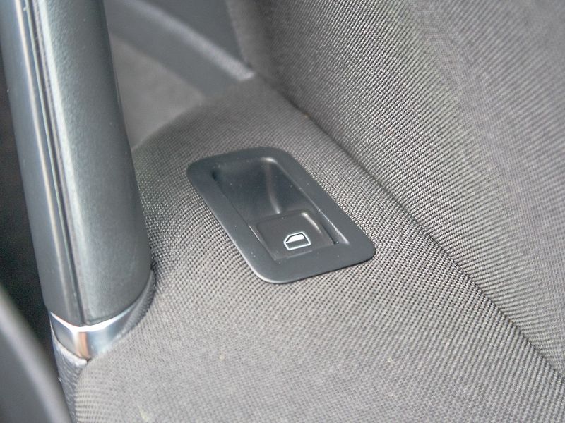 Volkswagen Golf (2014) 12/14 1.6TDI 77KW – NAVIGACE - fotka 32 z 61
