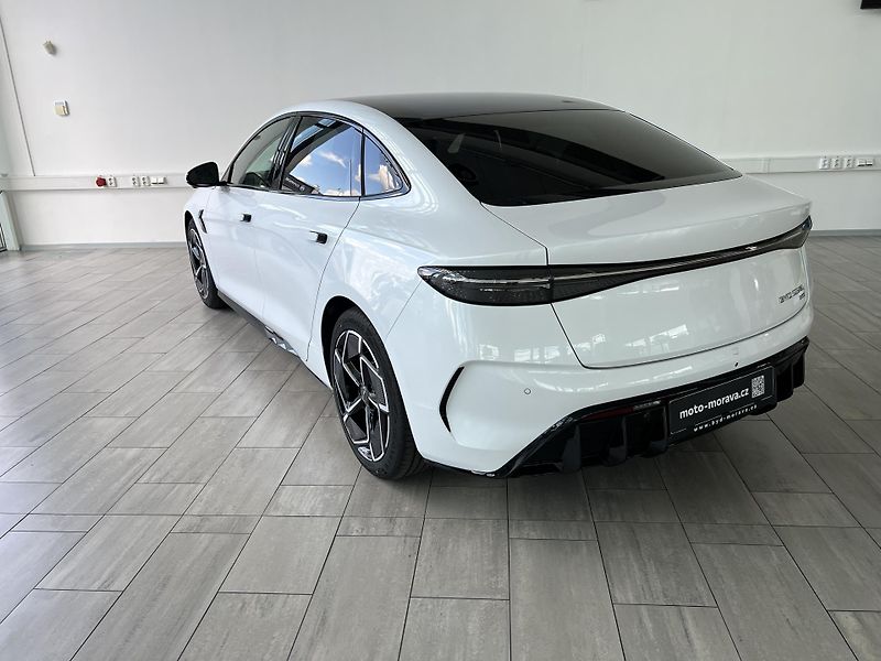 BYD Seal (2025) Excellence AWD - fotka 7 z 16