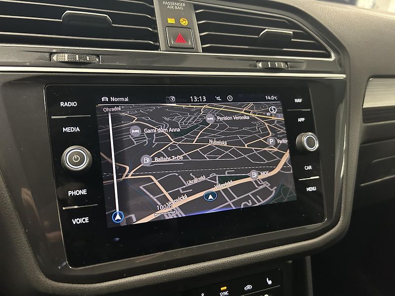 Volkswagen Tiguan Allspace (2024) 2.0TDi DSG 4M MATRIX HUD 360° - fotka 10 z 36