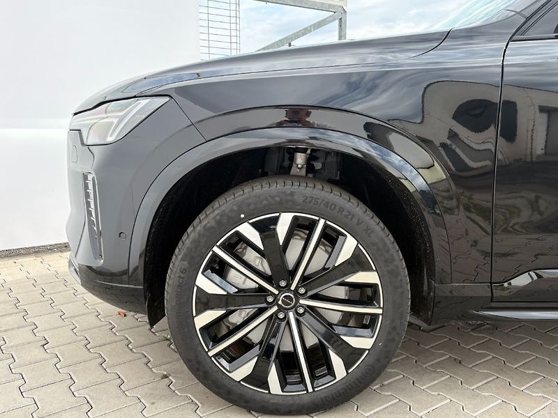 Volvo XC90 Plus B5 184kW - fotka 22 z 22
