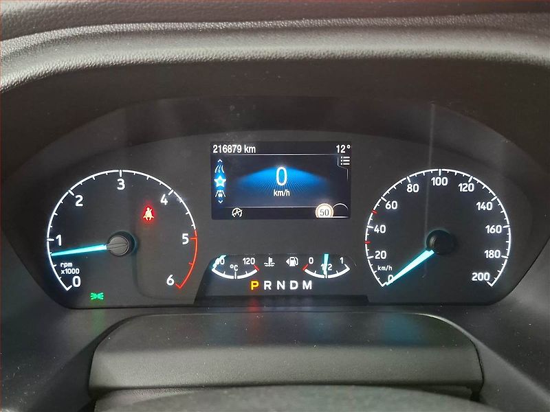 Ford Tourneo Custom (2018) Titanium 2.0 EcoBlue, DPH - fotka 11 z 21