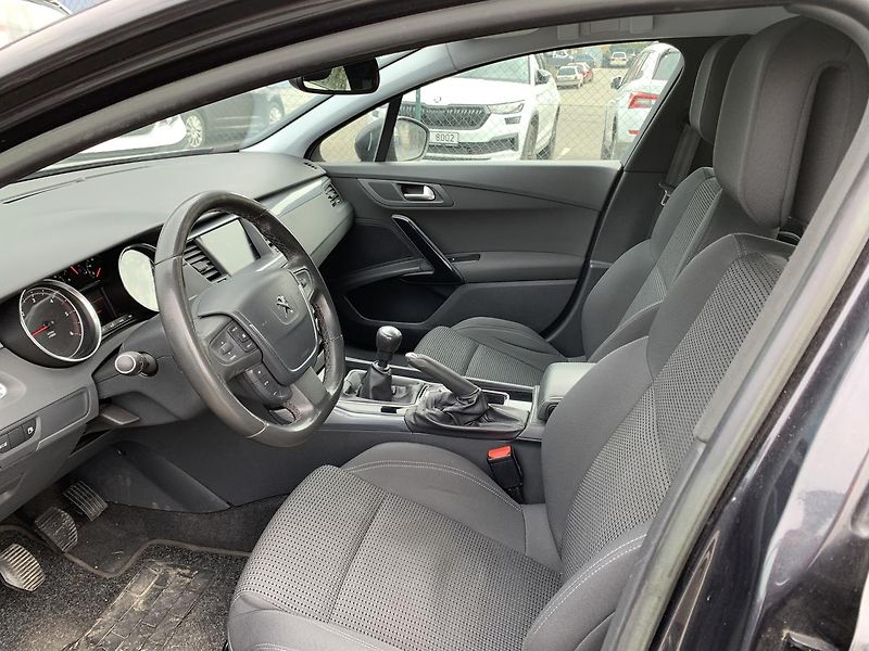 Peugeot 508 SW 2.0HDi PANORAMA NAVI KLIMA - fotka 9 z 45