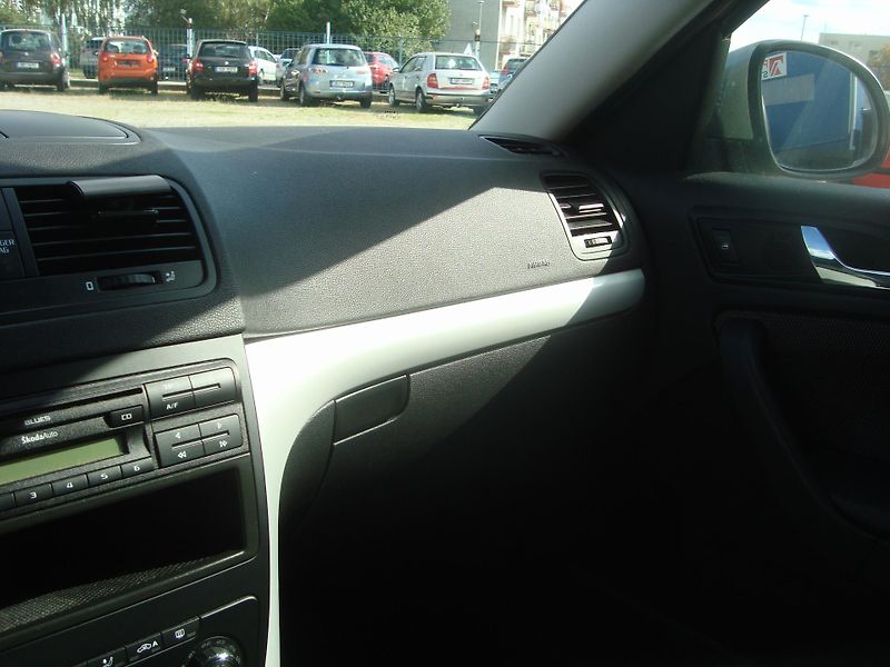 Škoda Yeti (2012) 1,4 TSI - fotka 17 z 18