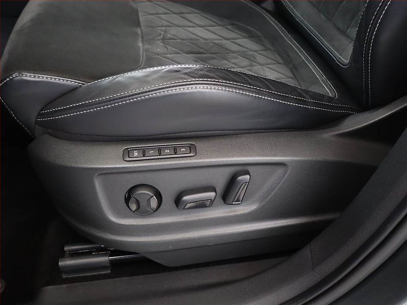 Škoda Kodiaq (2022) Sportline 2.0 TDI - fotka 22 z 24