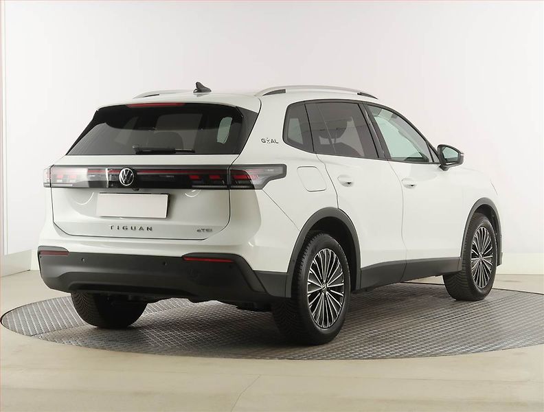 Volkswagen Tiguan (2025) Life 1.5 eTSI, digi klima - fotka 5 z 23