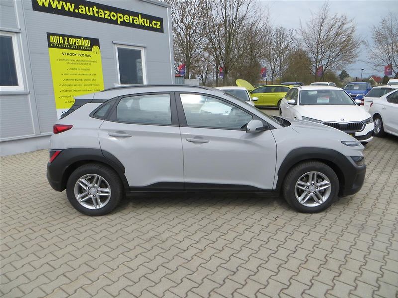 Hyundai Kona 1,0 T-GDI Comfort DCT A7 88kW - fotka 9 z 22