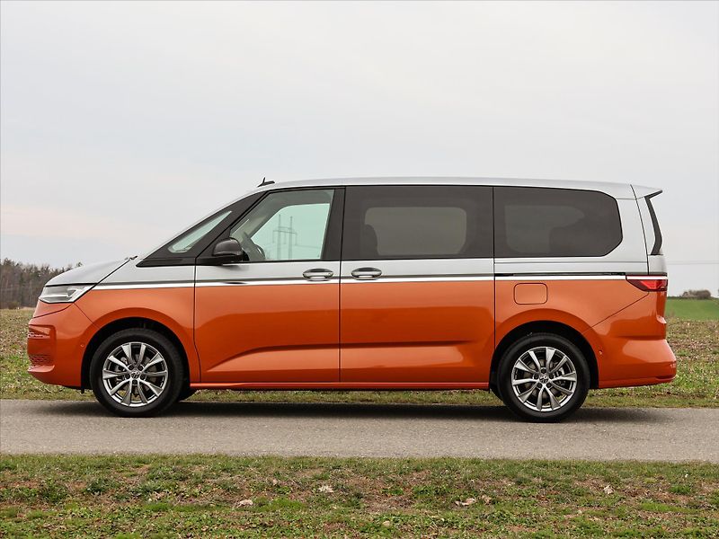 Volkswagen Multivan 2,0 TDI DSG Long Style 7-Míst - fotka 2 z 42