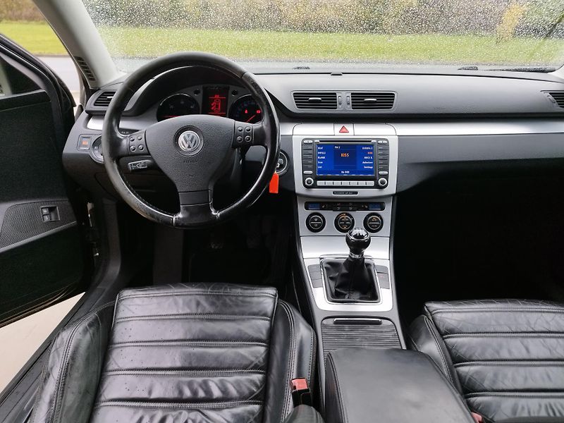 Volkswagen Passat 2.0TDI, volat-608 081 843 - fotka 12 z 15