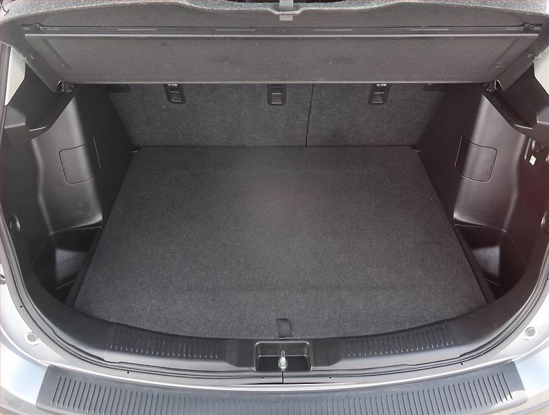 Suzuki SX4 S-Cross (2018) 1.0 BoosterJet, 4X4 - fotka 13 z 22