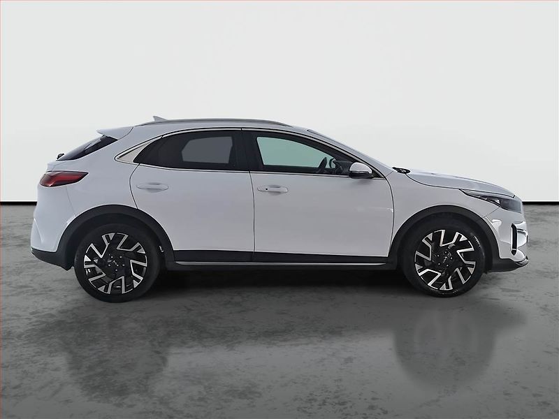 Kia XCeed (2023) TOP 1.5 T-GDI - fotka 6 z 20
