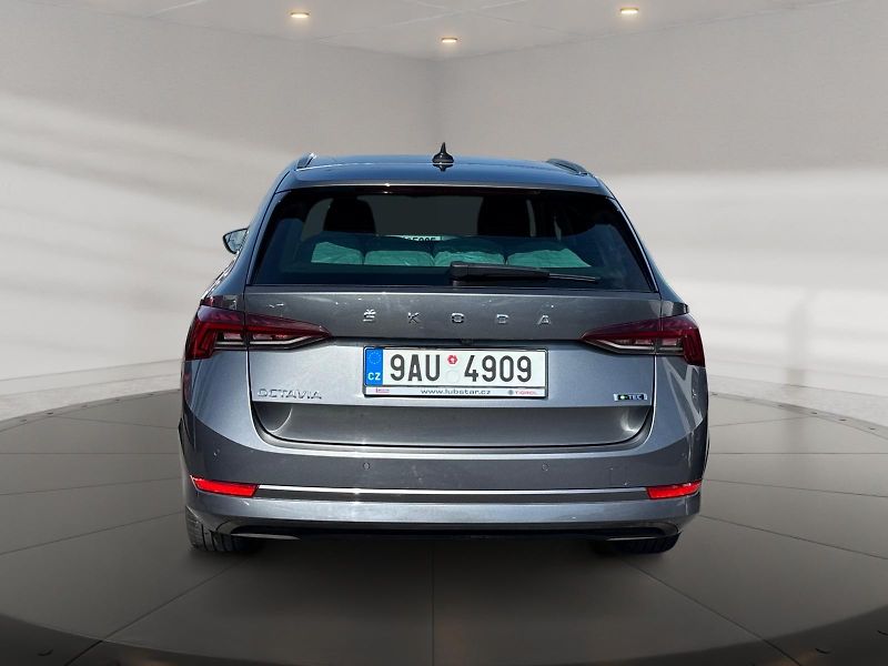 Škoda Octavia (2023) STYLE 1.5E-TEC 110kW DSG TAŽNÉ - fotka 5 z 11