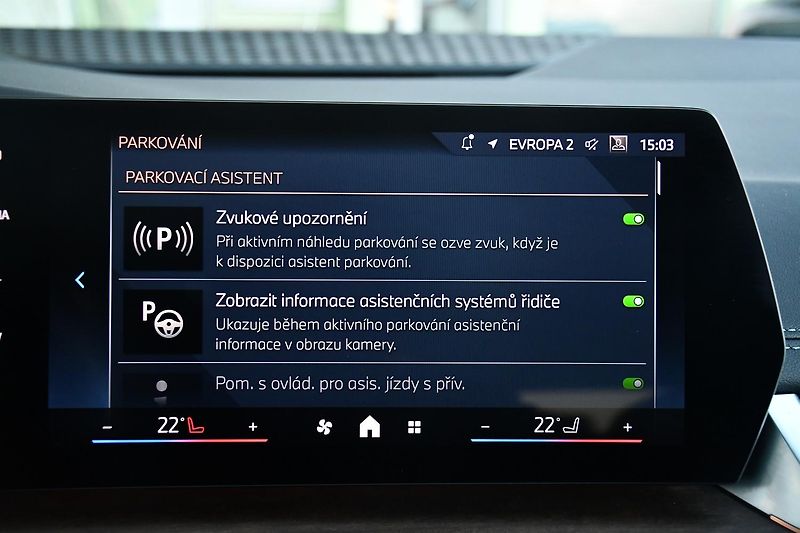 BMW Řada 2 218d M-SPORT TAŽNÉ 1M 3LZÁRUKA - fotka 31 z 45