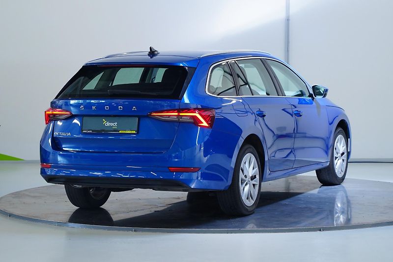 Škoda Octavia - fotka 2 z 30