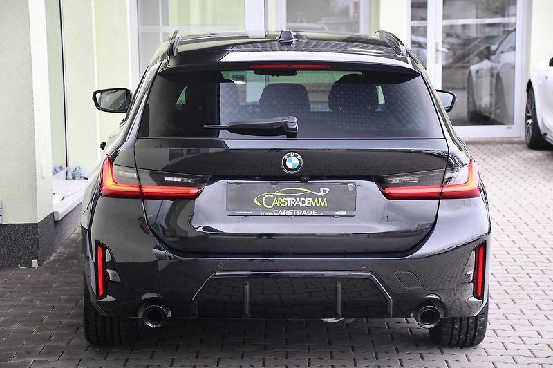 BMW Řada 3 320D xDrive M-SPORT ČR 1.M - fotka 10 z 47
