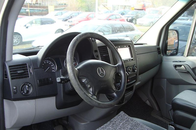 Mercedes-Benz Sprinter (2006) 315 CDi,ČR,1.Maj. 9 - Míst,STK - fotka 23 z 37