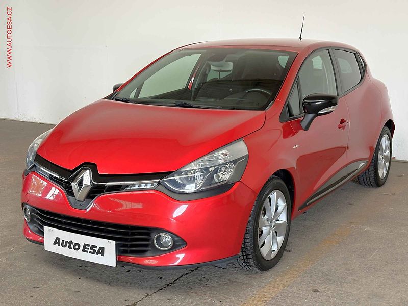 Renault Clio (2015) 1.5dCi, 2.maj,ČR, STK2/28, AC - fotka 3 z 15