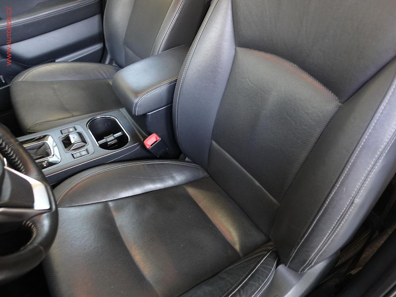 Subaru Outback (2019) 2.5i 4x4, 2.maj,ČR, AT, LED - fotka 9 z 28
