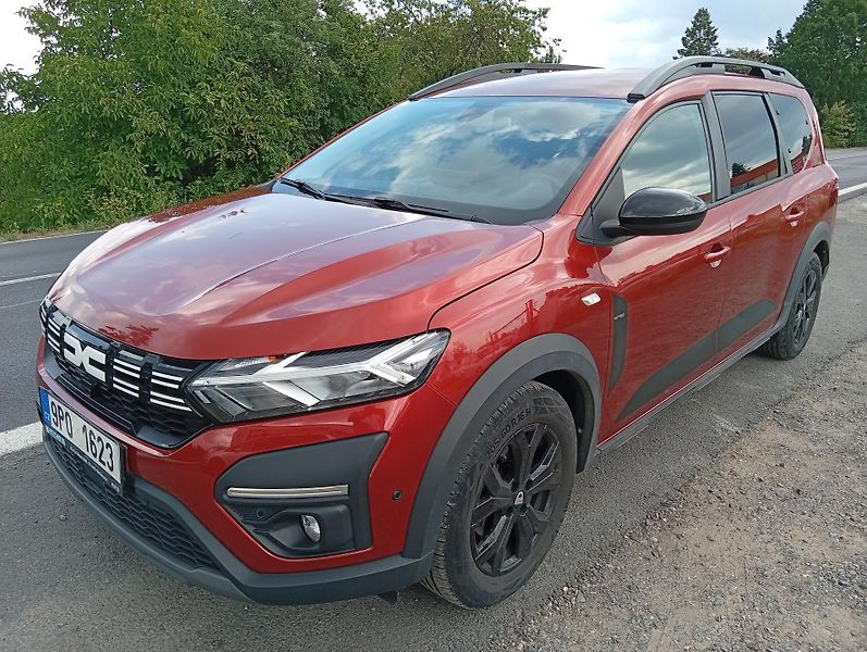 Dacia Jogger 1.0 TCe LPG, Extreme, 7 míst - fotka 2 z 24