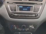 Hyundai i20 (2015) 1.2, Serv.kniha, Park. senzory - náhled 12