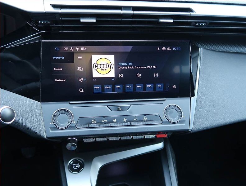 Peugeot 308 (2022) Active 1.2 PureTech - fotka 12 z 15