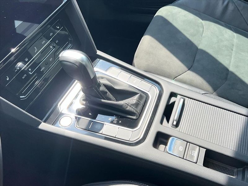 Volkswagen Arteon 2,0 TSi 140kW 7DSG R-line - fotka 18 z 28