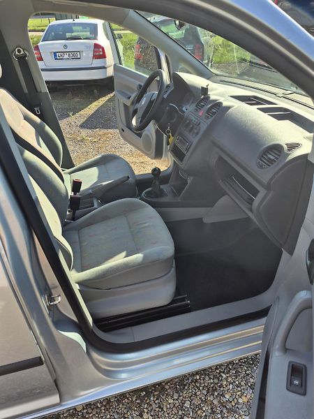 Volkswagen Caddy (2009) 1.9Tdi Tažné Klima - fotka 20 z 23