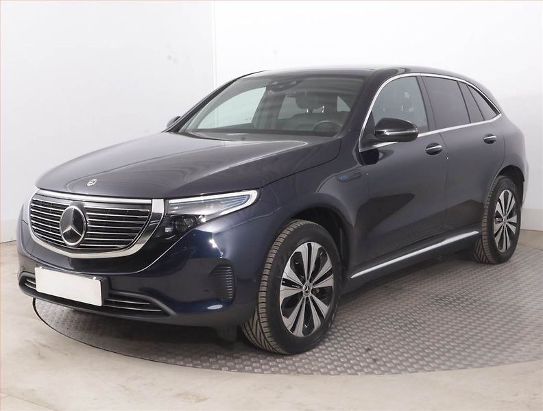 Mercedes-Benz EQC (2022) 400 4MATIC, SoH 97% - fotka 2 z 19