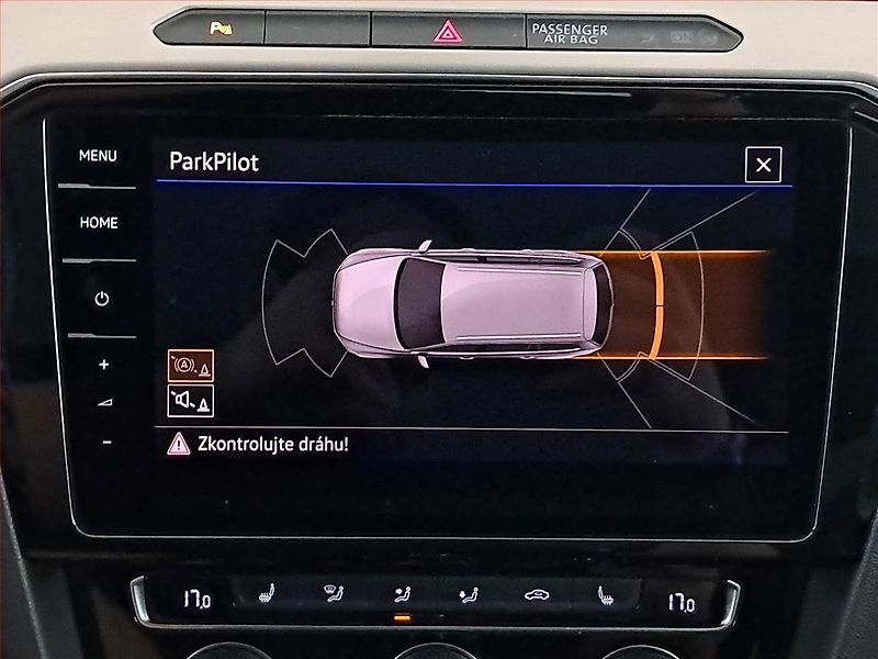 Volkswagen Passat (2018) 2.0 TDI, Automat, Navi - fotka 17 z 17