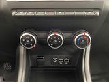 Renault Captur 1,3 TCe 103 kW Intens servis.k - náhled 19