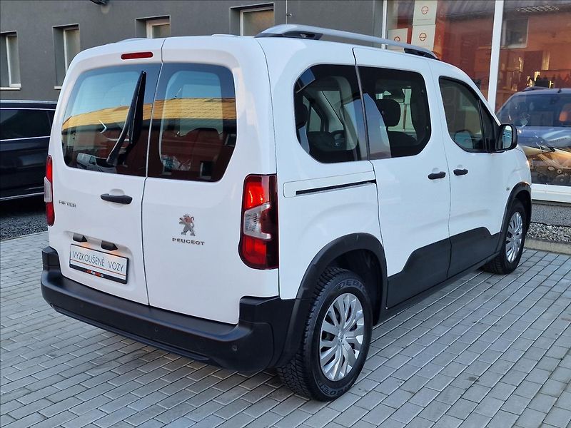 Peugeot Rifter 1.2 PureTech 110 S&S,ČR,1.Maj - fotka 10 z 50