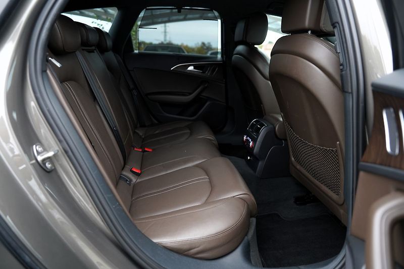 Audi A6 Allroad 3.0 TDI 180kW quattro S tronic - fotka 33 z 53