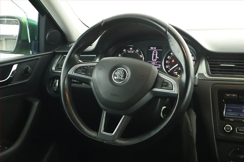 Škoda Rapid (2014) Spaceback 1.2 TSI, LPG - fotka 8 z 15