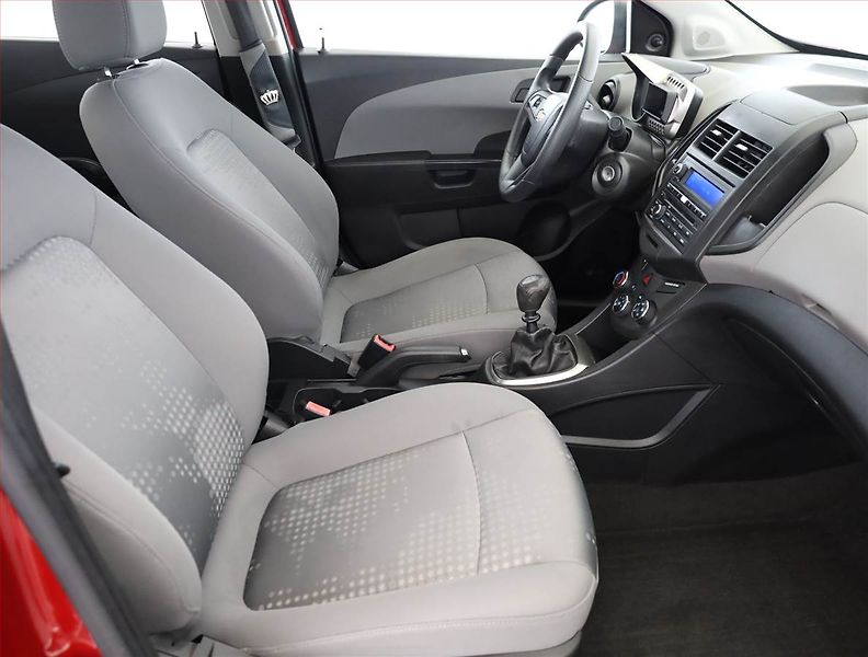 Chevrolet Aveo (2012) 1.2 i 16V, Serv.kniha, po STK - fotka 7 z 13