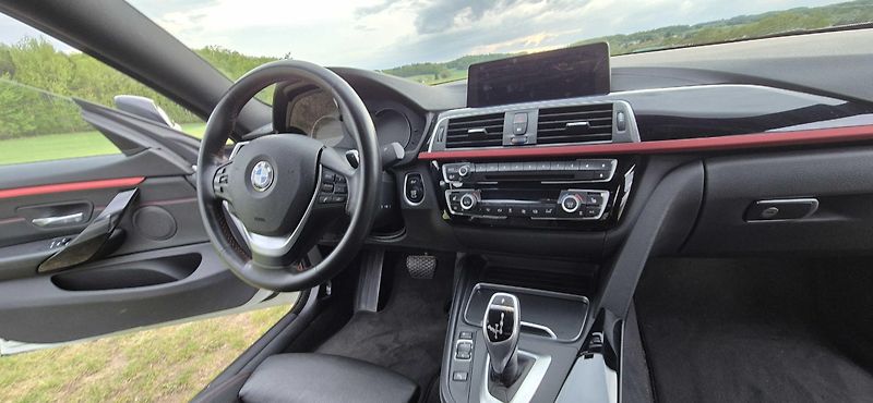 BMW Řada 4 (2017) - fotka 19 z 23