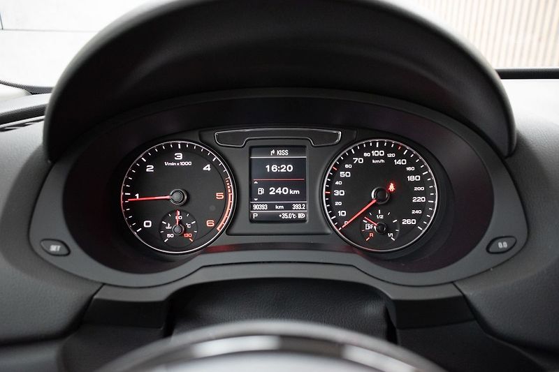 Audi Q3 2.0TDI 110kW QUATTRO*2xKOLA*ČR - fotka 21 z 43