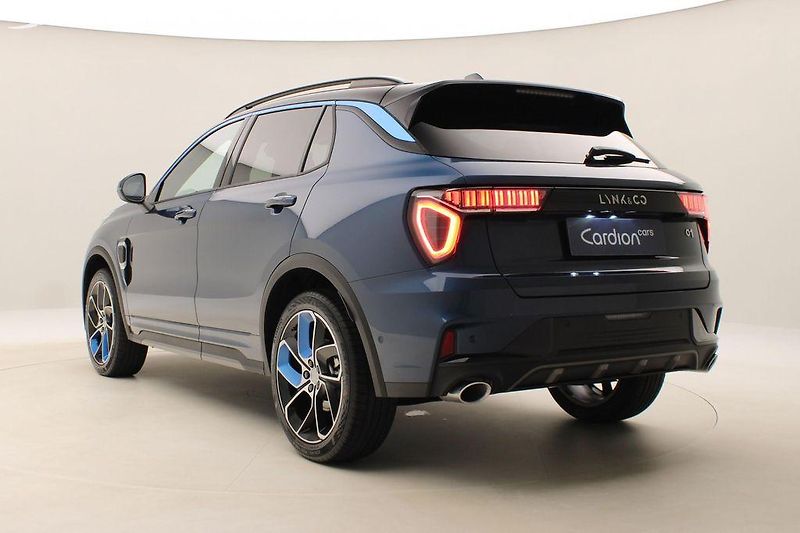 Lynk & Co 01 PHEV DCT AUT 1.maj.  - fotka 10 z 69