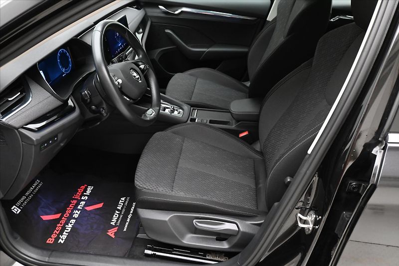 Škoda Octavia 1,5 TSI 110 kW DSG Style Záruk - fotka 13 z 32