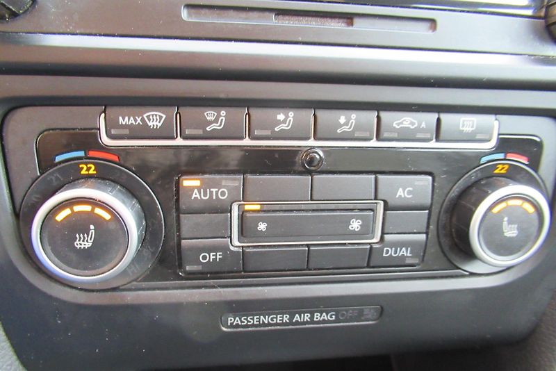 Volkswagen Golf 1.2 TSi AUT. KLIMA TAŽNÉ - fotka 16 z 30