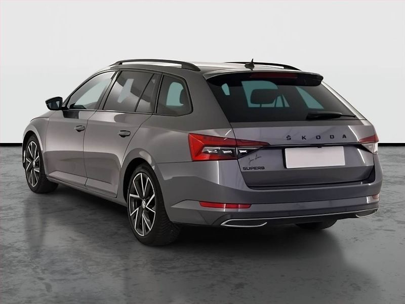 Škoda Superb (2023) Sportline 2.0 TDI - fotka 4 z 23
