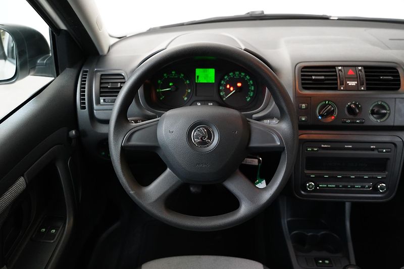 Škoda Fabia - fotka 15 z 21