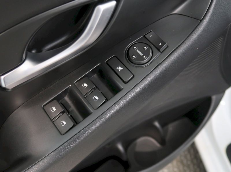 Hyundai i30 (2019) 1.6CRDI 85KW - fotka 28 z 29