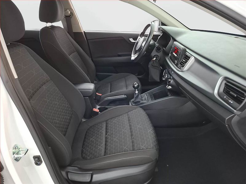 Kia Rio (2023) 1.2 DPI, ČR,1.maj - fotka 9 z 16