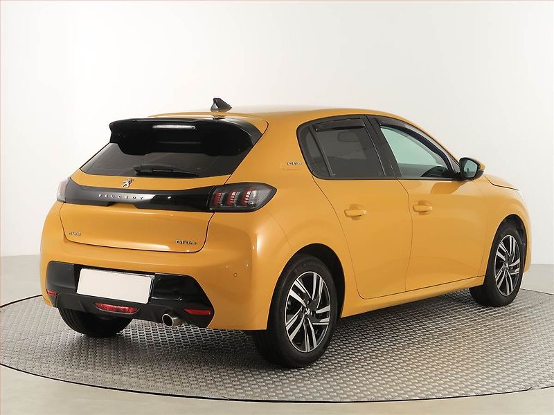 Peugeot 208 (2020) Allure 1.2 PureTech, Automat - fotka 5 z 18